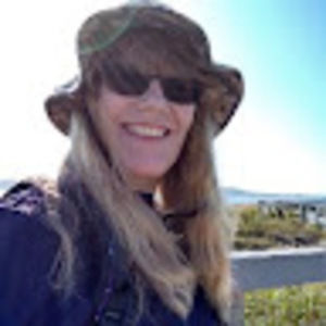 Meet your Posher, Kelley